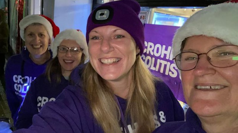 Crohn's & Colitis UK supporters wearing purple t-shirts